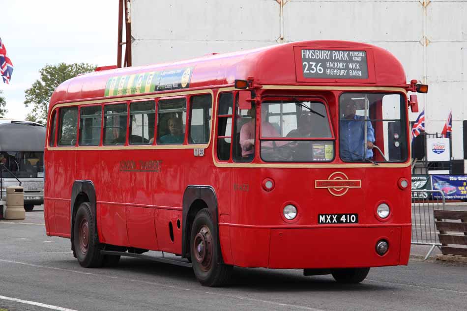 London Transport AEC Regal IV MCW RF433