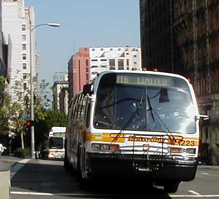 Metro Bus TMC RTS 1223