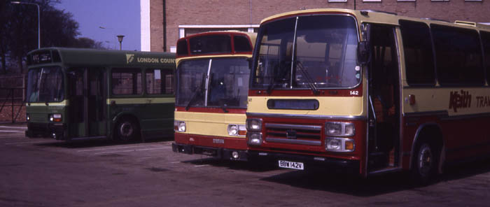 Red Rover Leyland National 152 & KEITH Travel Bedford YMT Plaxton Supreme Express IV C53F 142