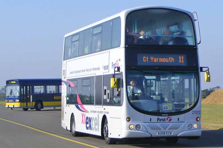 First Eastern Counties Volvo B9TL Wright 37572
