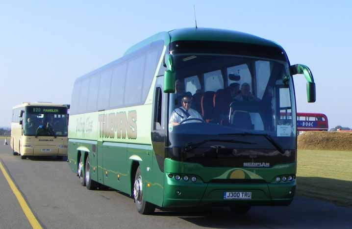 Truemans Coaches Neoplan Tourliner