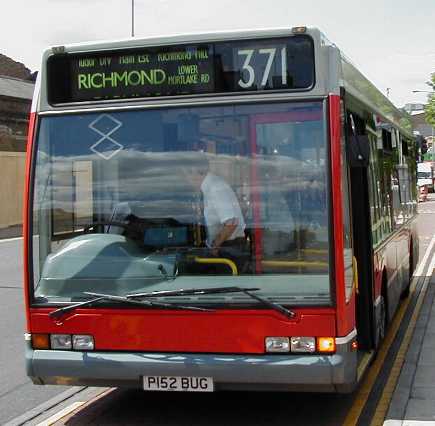 London United Optare Excel XL2 P152BUG