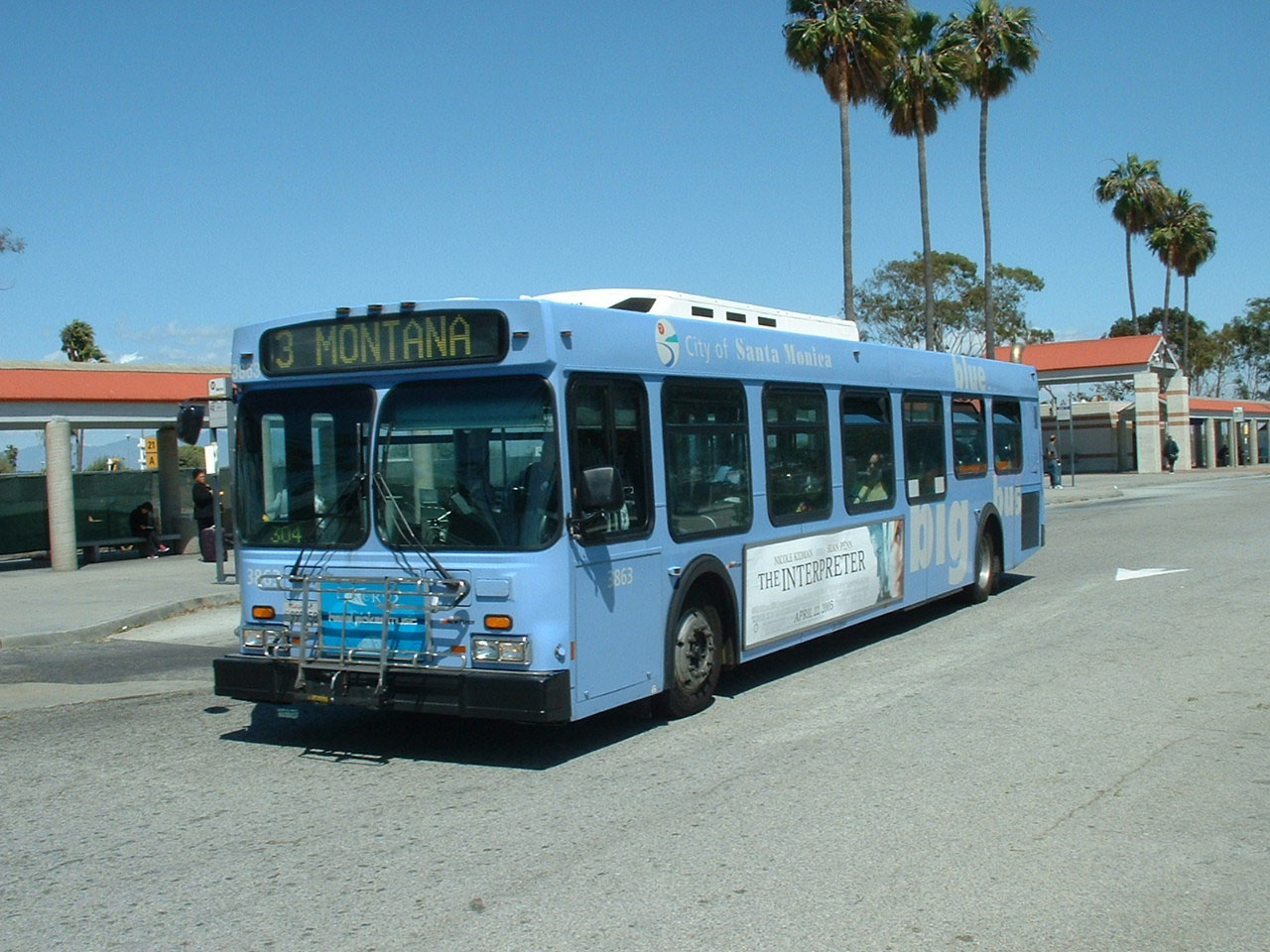 BIG Blue Bus | SHOWBUS AMERICA BUS IMAGE GALLERY | California