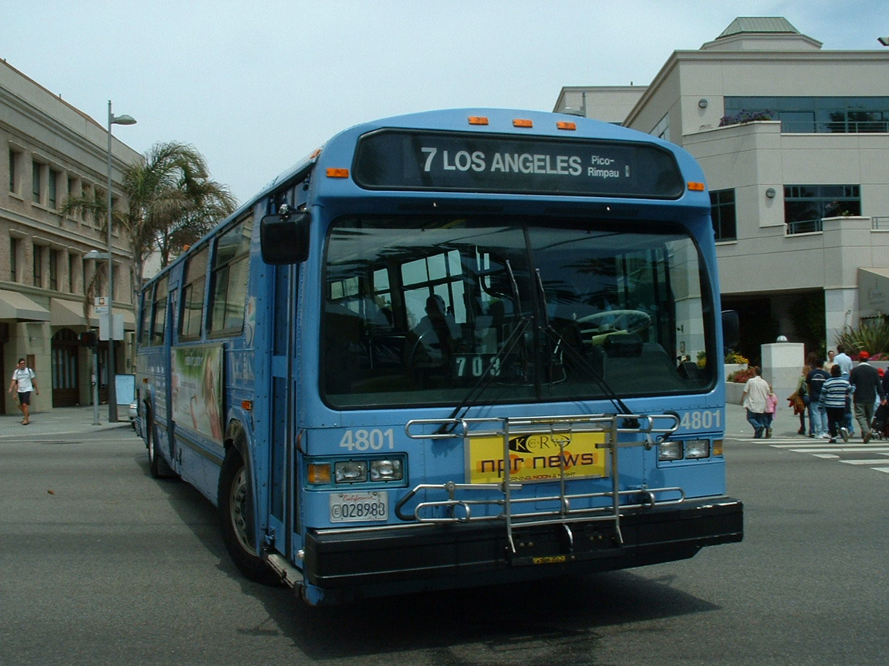 BIG Blue Bus | SHOWBUS AMERICA BUS IMAGE GALLERY | California