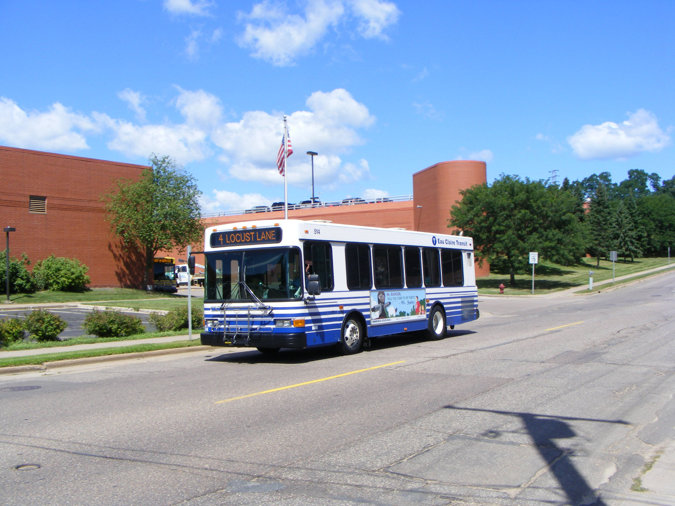 Eau Claire Transit | SHOWBUS AMERICA BUS IMAGE GALLERY