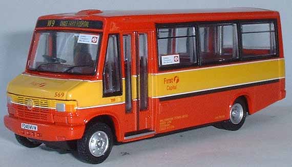 24902 Plaxton Minibus B FIRST CITYBUS
