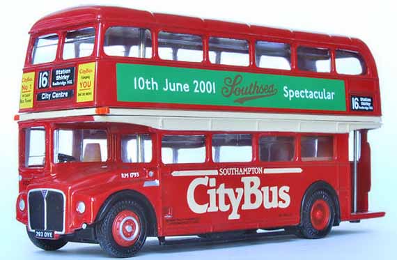 15629A Southampton Citybus 2001 Southsea Spectacular