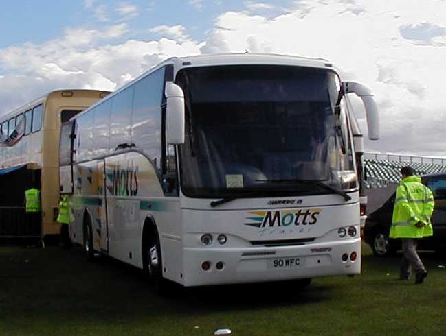 Motts Travel Wycombe Wanderers Team Coach Volvo B10M Jonckheere 90WFC