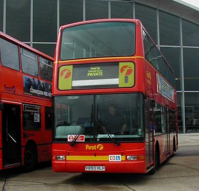 First Uxbridge Buses Trident TNL893