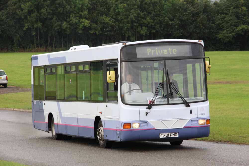First Manchester Volvo B6BLE Wright 40437