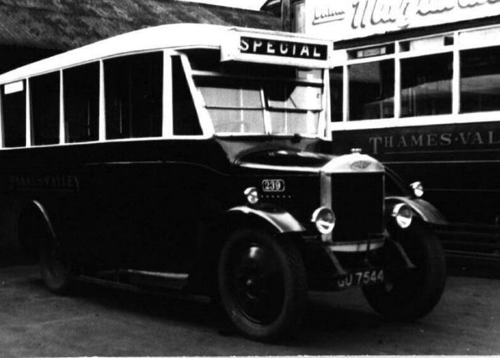 Thames Valley Traction Company village bus