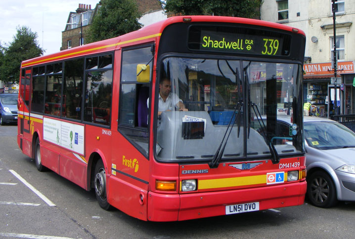 SHOWBUS PHOTO GALLERY First in London