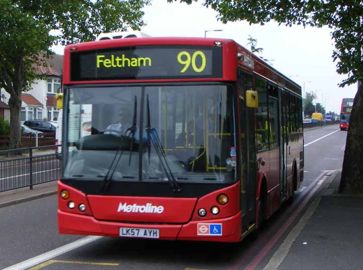 Metroline | SHOWBUS LONDON BUS IMAGE GALLERY