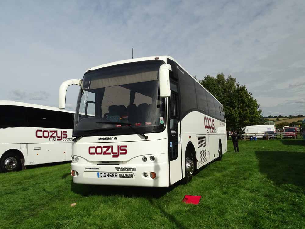 Cozys Executive Coach Hire Volvo B10M Jonckheere DIG4585